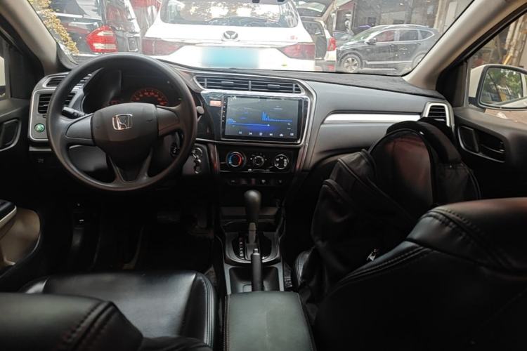 Used Honda Greiz 2016 1.5L CVT Classic Edition Center Console