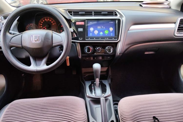 Used Honda Greiz 2016 1.5L CVT Classic Edition Center Console