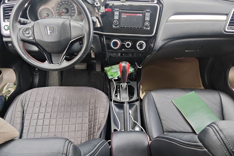 Used Honda Greiz 2016 1.5L CVT Comfort Version Center Console