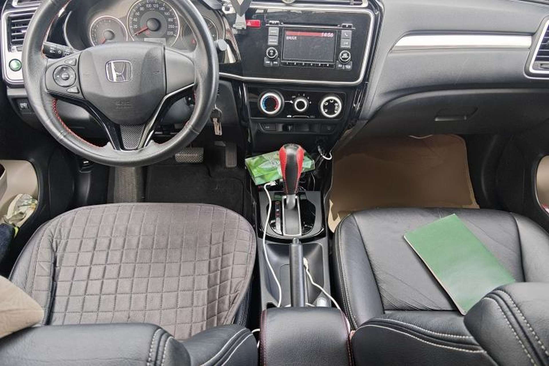 Used Honda Greiz 2016 1.5L CVT Comfort Version Center Console