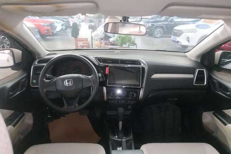 Used Honda Greiz 2016 1.5L CVT Classic Edition Center Console