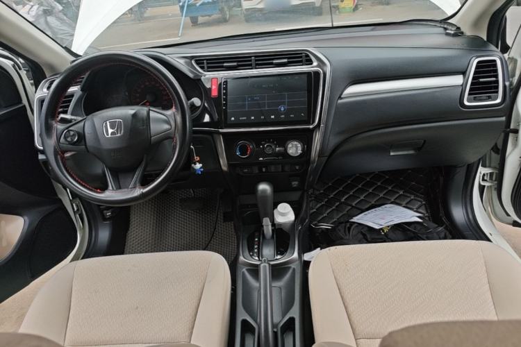 Used Honda Greiz 2016 1.5L CVT Classic Edition Center Console