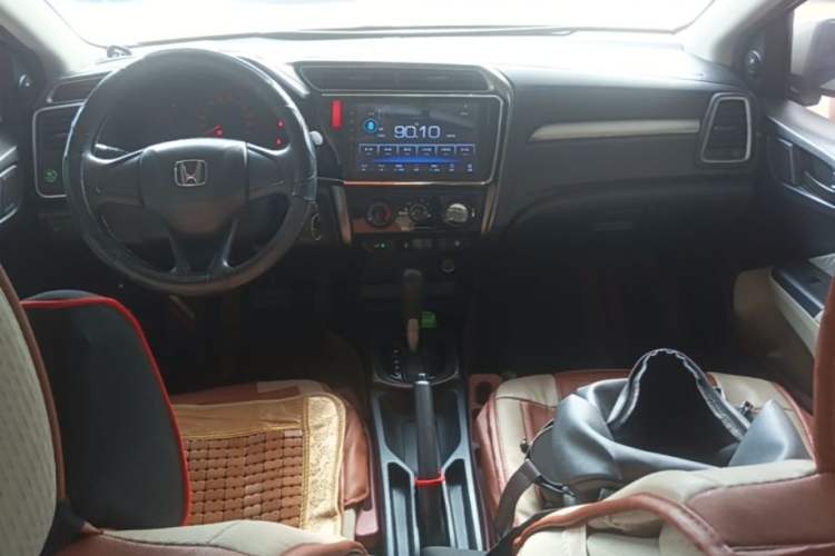 Used Honda Greiz 2016 1.5L CVT Classic Edition Center Console