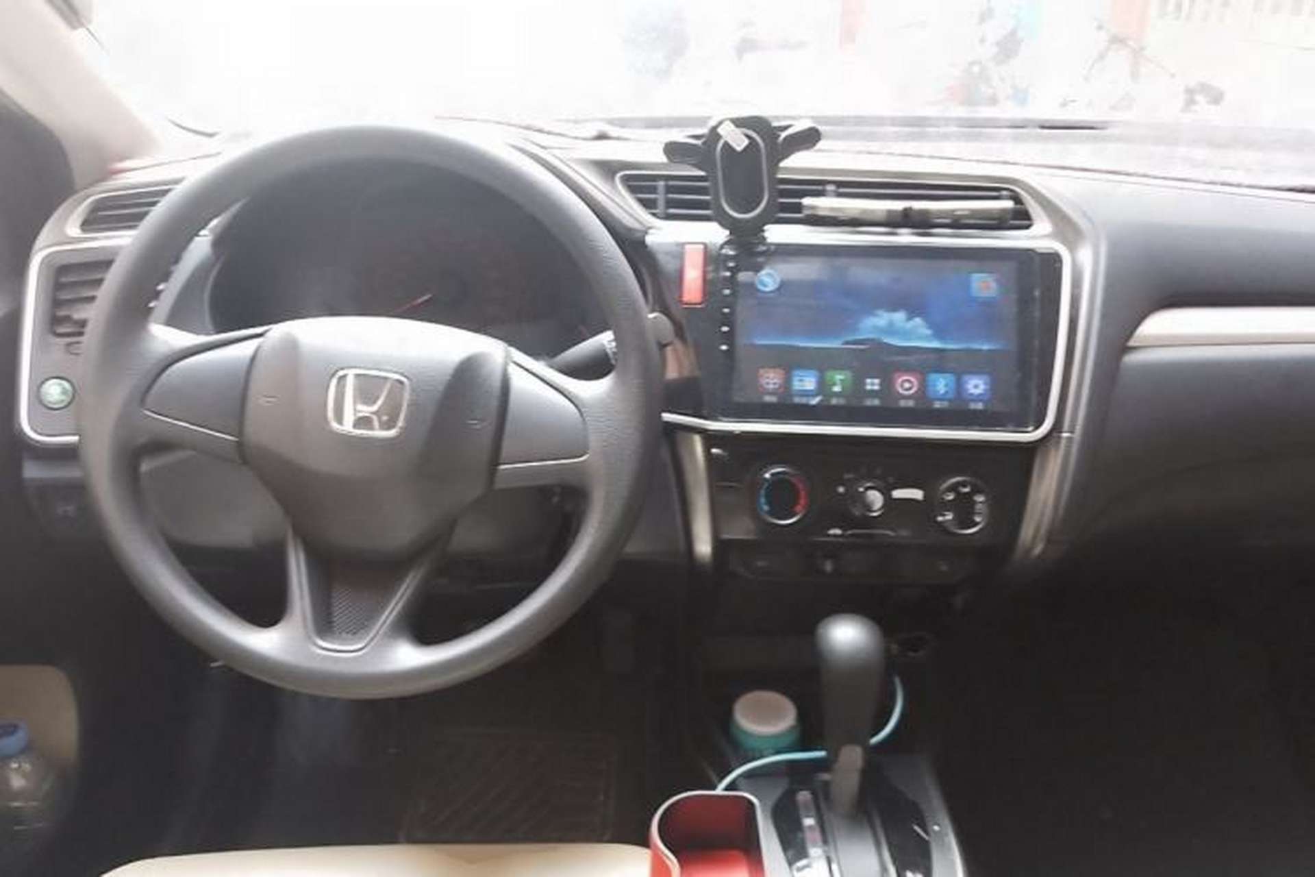 Used Honda Greiz 2016 1.5L CVT Classic Edition Center Console