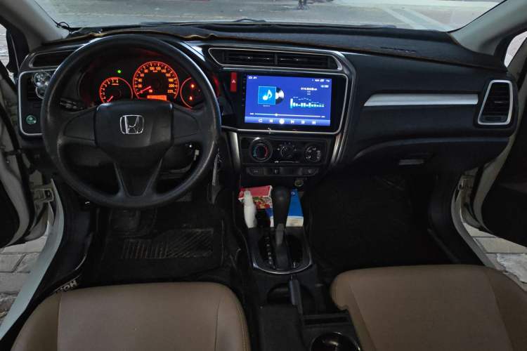 Used Honda Greiz 2016 1.5L CVT Classic Edition Center Console