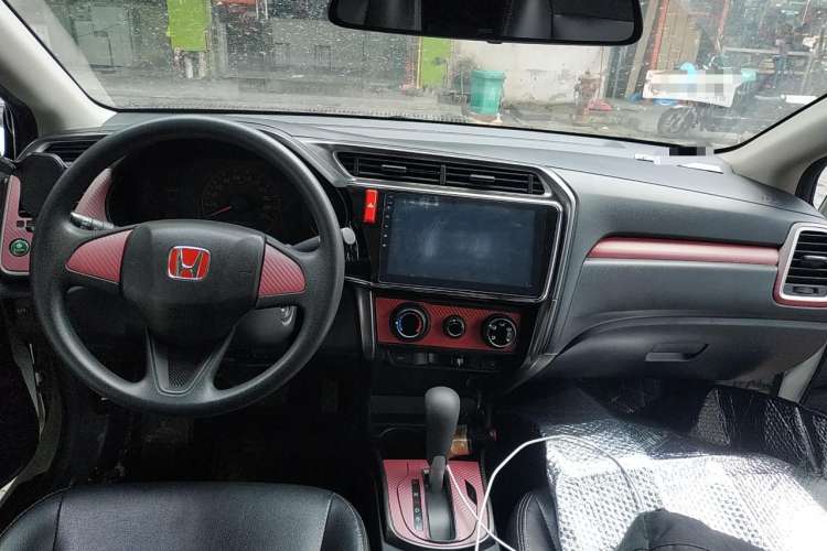 Used Honda Greiz 2016 1.5L CVT Classic Edition Center Console