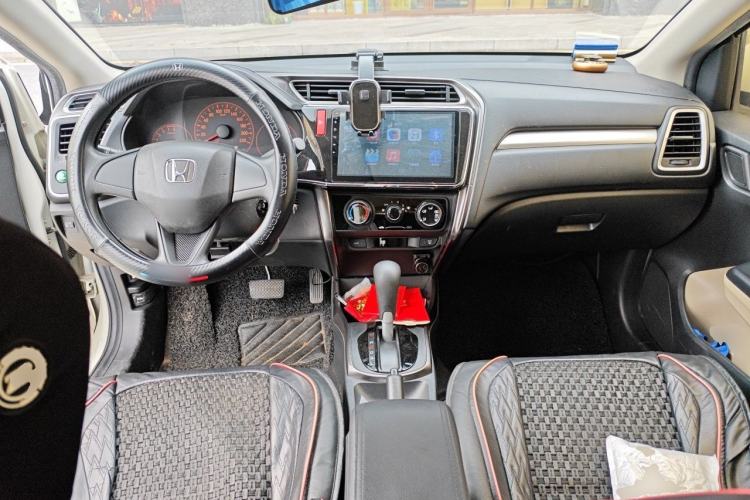 Used Honda Greiz 2016 1.5L CVT Classic Edition Center Console