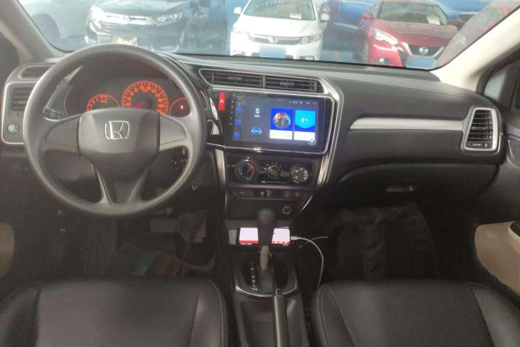 Used Honda Greiz 2016 1.5L CVT Classic Edition Center Console
