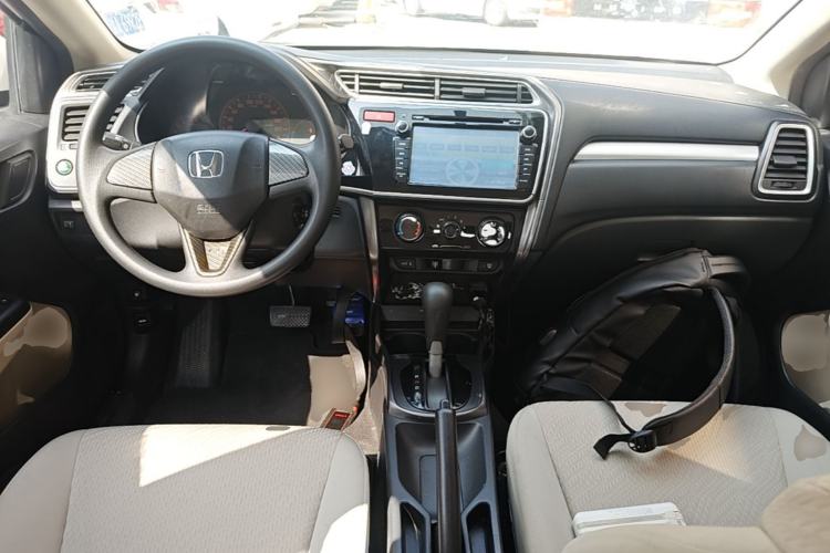 Used Honda Greiz 2016 1.5L CVT Classic Edition Center Console