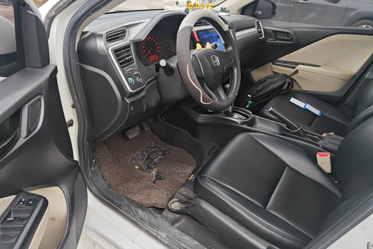 Used Honda Greiz 2016 1.5L CVT Classic Edition Driver Seat