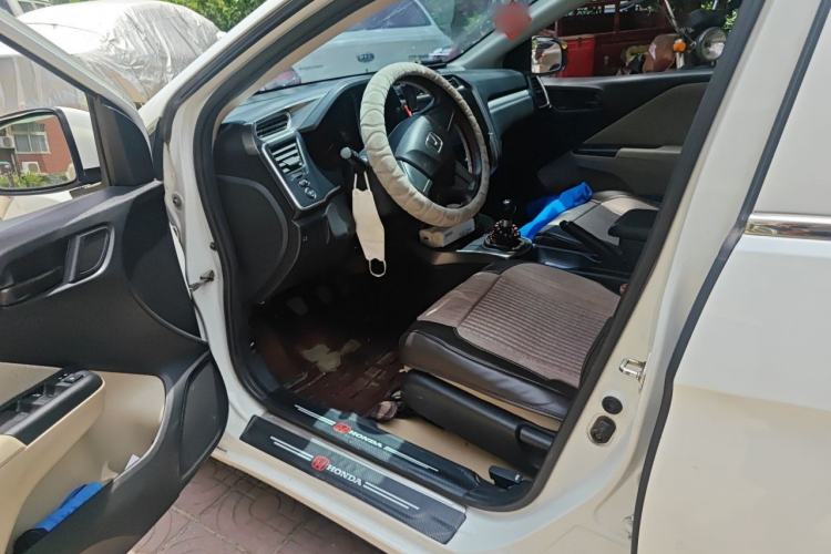 Used Honda Greiz 2016 1.5L Manual Classic Edition Driver Seat