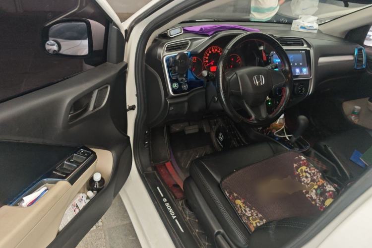 Used Honda Greiz 2016 1.5L CVT Classic Edition Driver Seat
