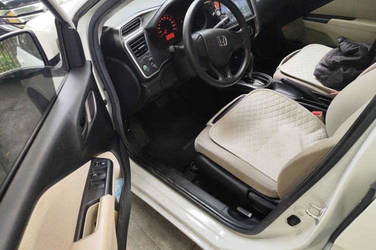 Used Honda Greiz 2016 1.5L CVT Classic Edition Driver Seat