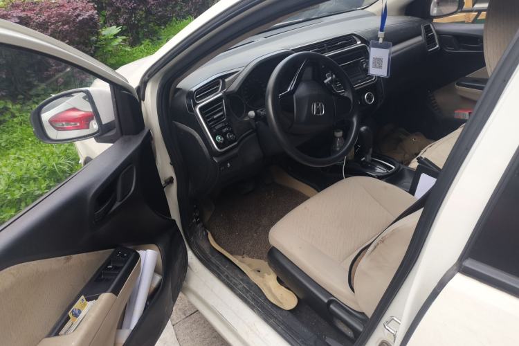Used Honda Greiz 2016 1.5L CVT Classic Edition Driver Seat