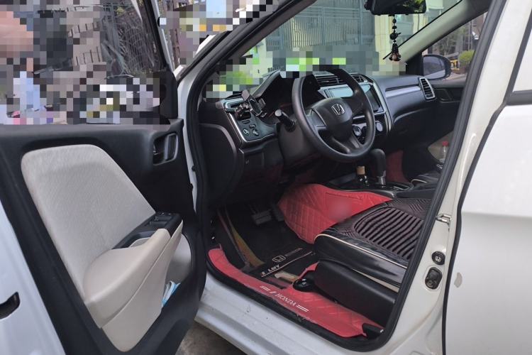 Used Honda Greiz 2016 1.5L CVT Classic Edition Driver Seat