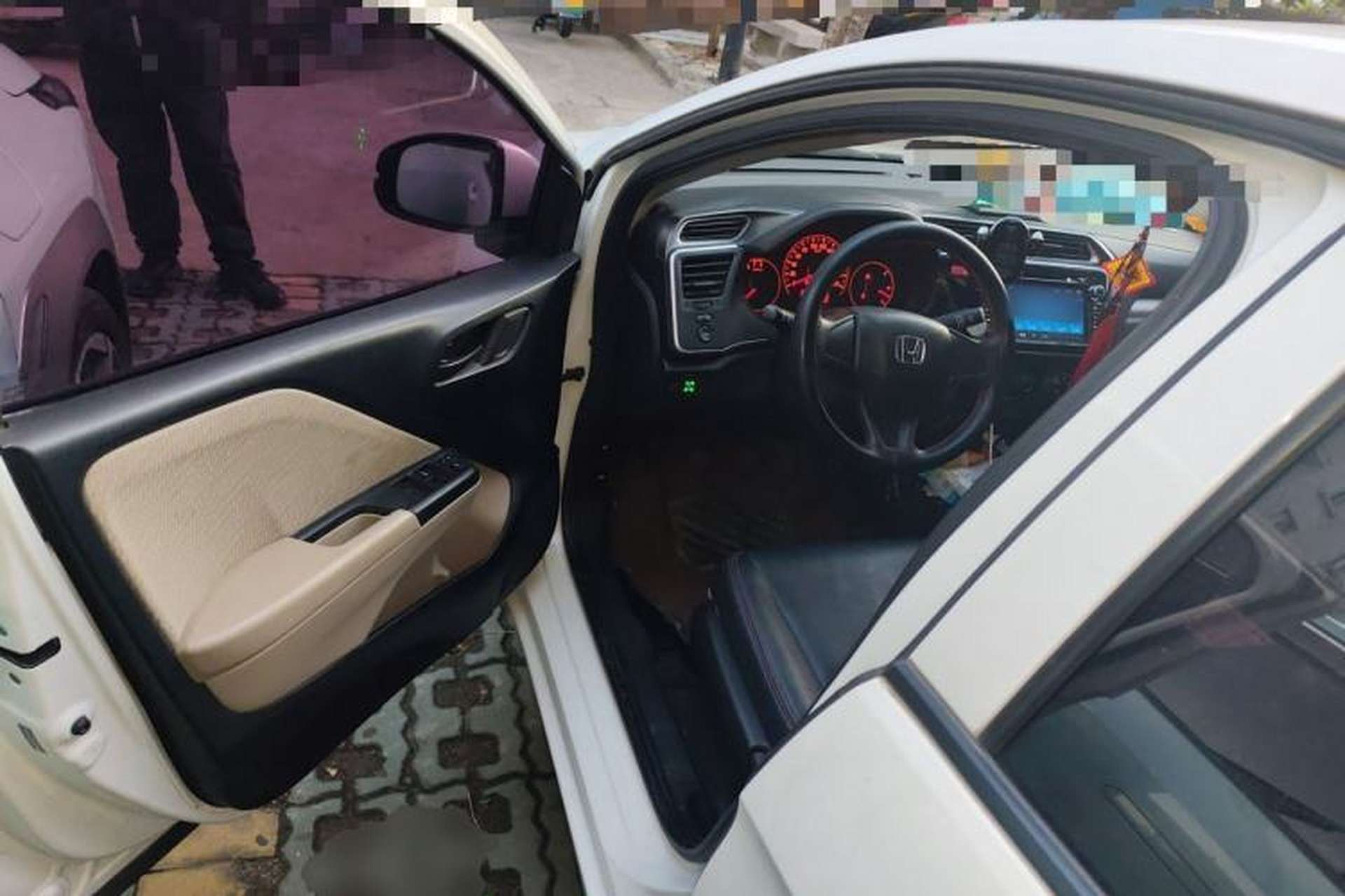 Used Honda Greiz 2016 1.5L Manual Classic Edition Driver Seat