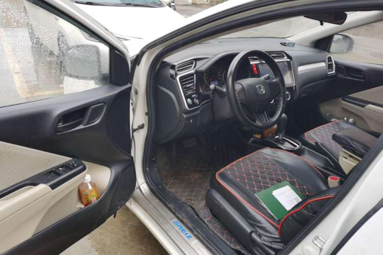 Used Honda Greiz 2016 1.5L CVT Comfort Version Driver Seat