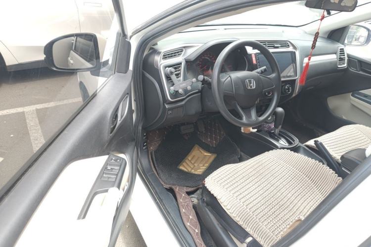 Used Honda Greiz 2016 1.5L CVT Classic Edition Driver Seat