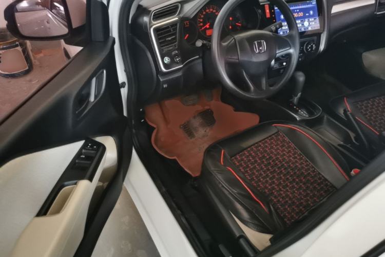 Used Honda Greiz 2016 1.5L CVT Classic Edition Driver Seat