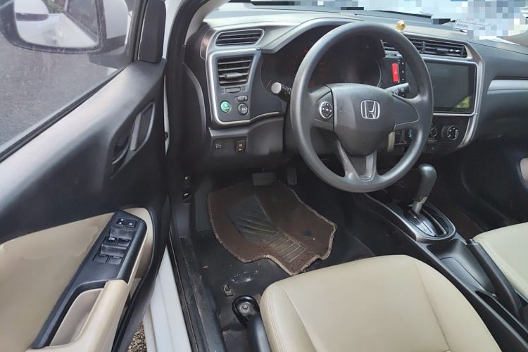 Used Honda Greiz 2016 1.5L CVT Comfort Version Driver Seat
