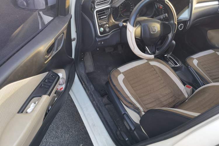 Used Honda Greiz 2016 1.5L CVT Comfort Version Driver Seat