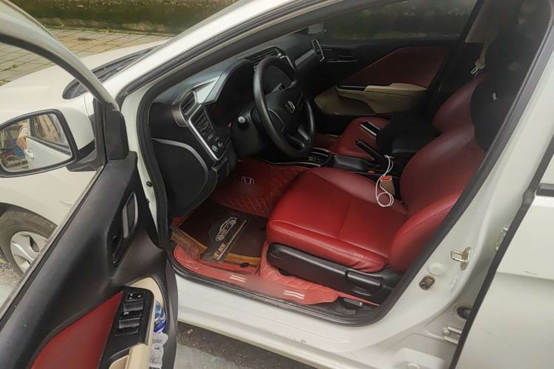 Used Honda Greiz 2016 1.5L CVT Classic Edition Driver Seat