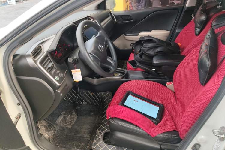 Used Honda Greiz 2016 1.5L CVT Classic Edition Driver Seat