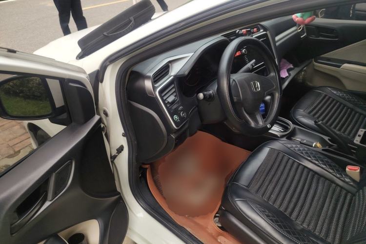 Used Honda Greiz 2016 1.5L CVT Classic Edition Driver Seat