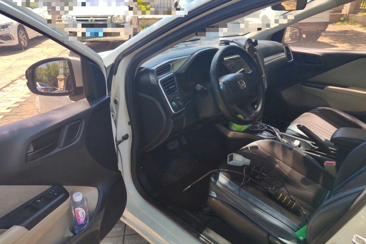 Used Honda Greiz 2016 1.5L CVT Classic Edition Driver Seat