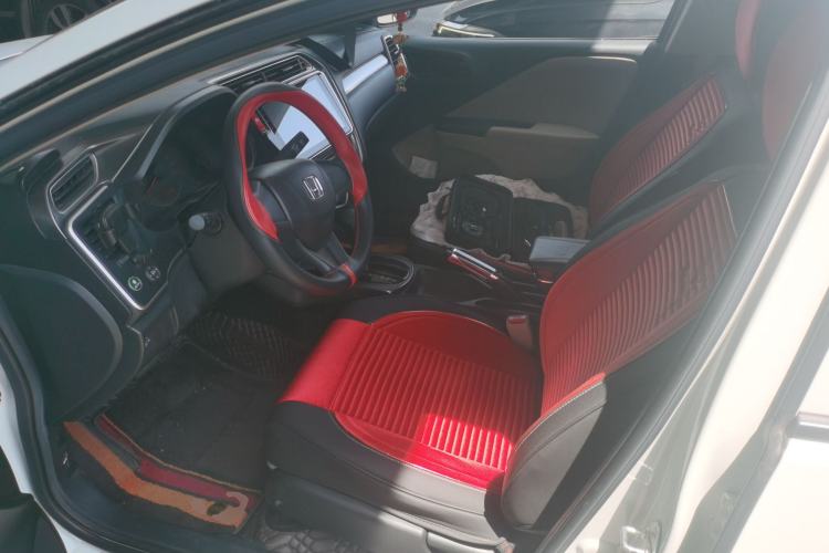 Used Honda Greiz 2016 1.5L CVT Classic Edition Driver Seat
