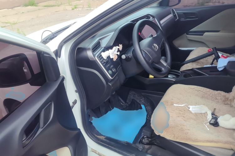 Used Honda Greiz 2016 1.5L CVT Comfort Version Driver Seat