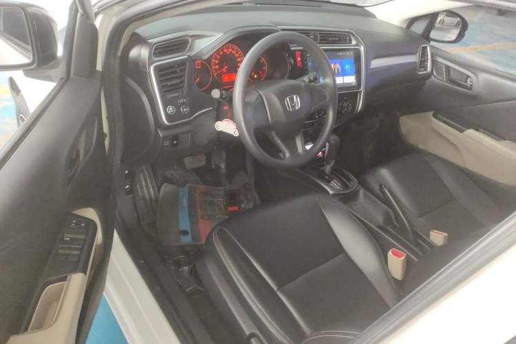 Used Honda Greiz 2016 1.5L CVT Classic Edition Driver Seat