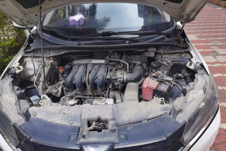Used Honda Greiz 2016 1.5L CVT Classic Edition Engine Bay