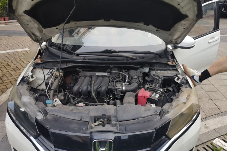Used Honda Greiz 2016 1.5L CVT Classic Edition Engine Bay