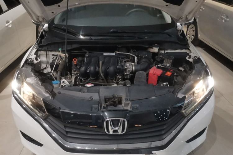 Used Honda Greiz 2016 1.5L CVT Classic Edition Engine Bay
