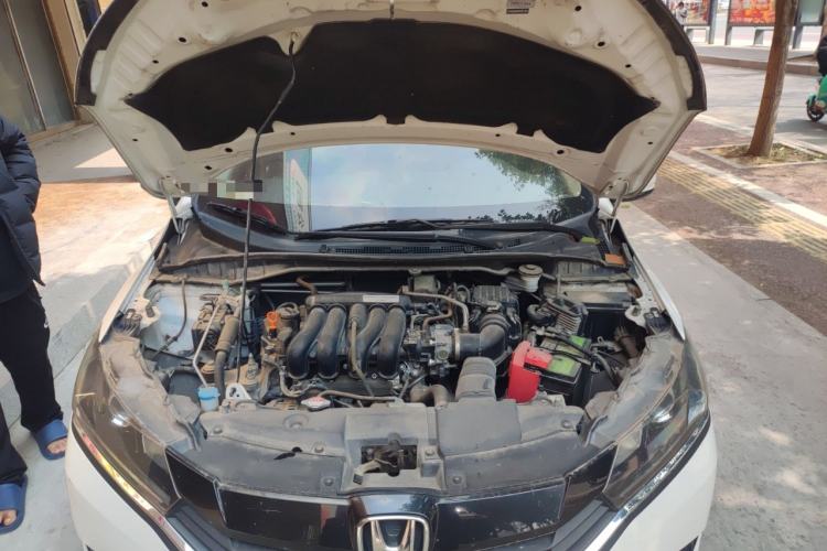 Used Honda Greiz 2016 1.5L CVT Classic Edition Engine Bay