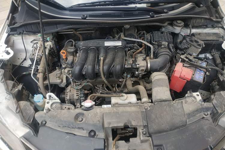 Used Honda Greiz 2016 1.5L CVT Classic Edition Engine Bay
