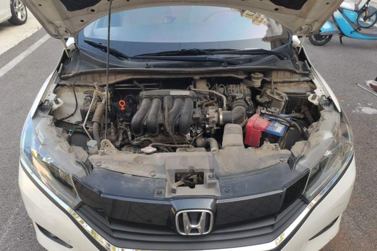 Used Honda Greiz 2016 1.5L CVT Classic Edition Engine Bay