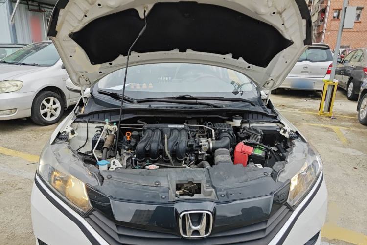 Used Honda Greiz 2016 1.5L CVT Classic Edition Engine Bay