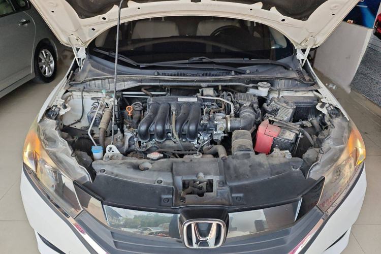 Used Honda Greiz 2016 1.5L CVT Classic Edition Engine Bay