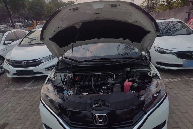 Used Honda Greiz 2016 1.5L CVT Classic Edition Engine Bay