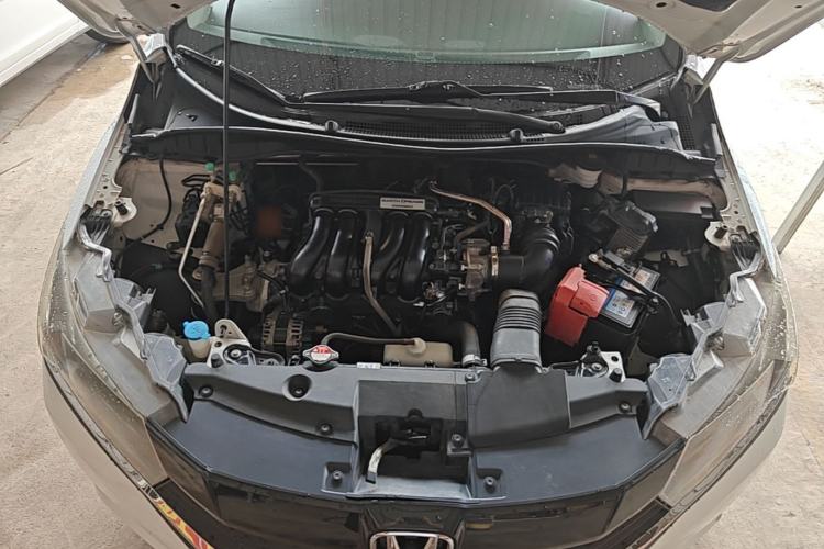 Used Honda Greiz 2016 1.5L CVT Classic Edition Engine Bay