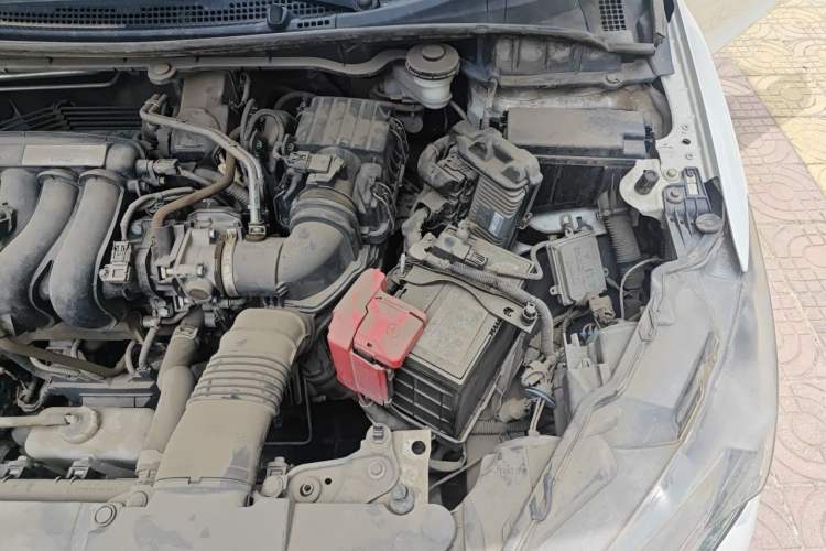 Used Honda Greiz 2016 1.5L Manual Classic Edition Engine Bay Left