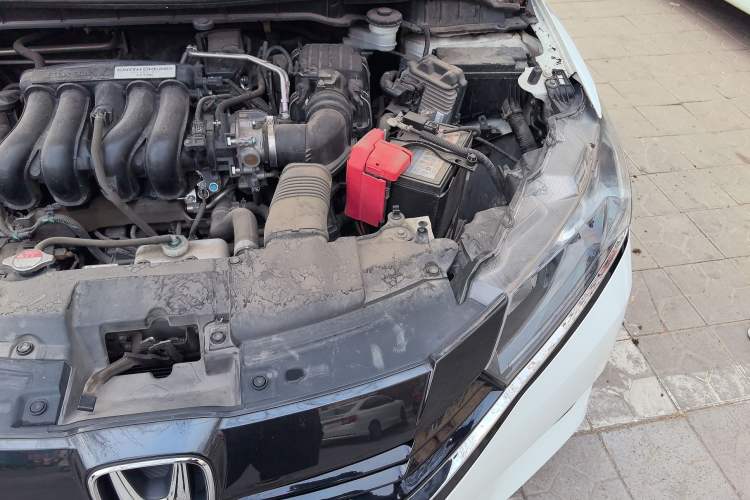 Used Honda Greiz 2016 1.5L CVT Fashion Edition Engine Bay Left