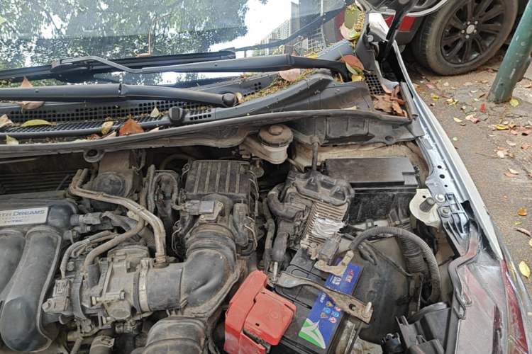 Used Honda Greiz 2016 1.5L CVT Classic Edition Engine Bay Left