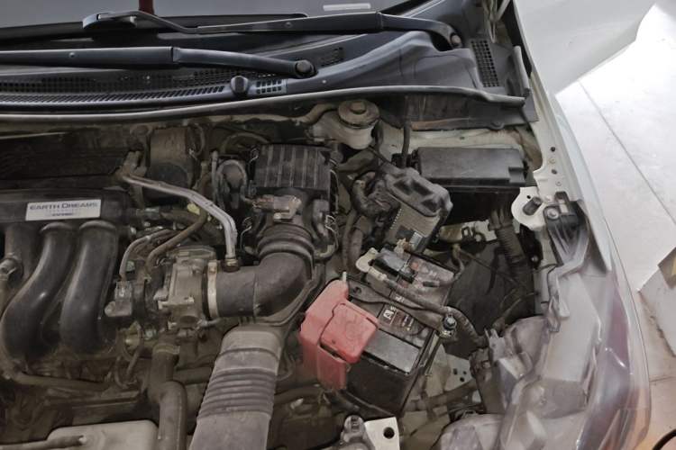 Used Honda Greiz 2016 1.5L CVT Classic Edition Engine Bay Left