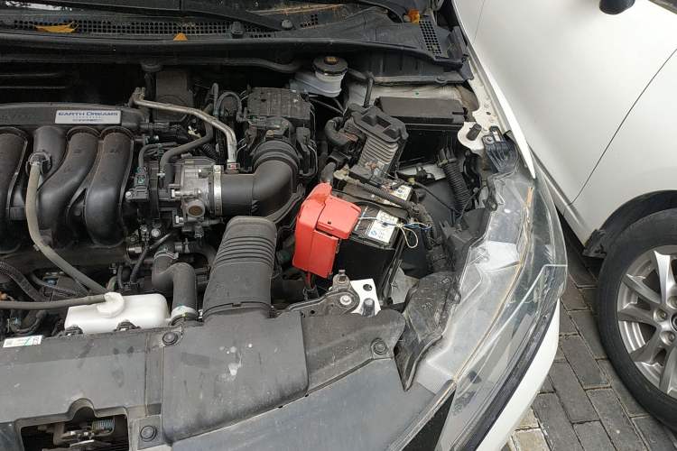 Used Honda Greiz 2016 1.5L CVT Classic Edition Engine Bay Left