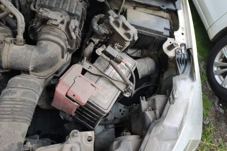 Used Honda Greiz 2016 1.5L Manual Classic Edition Engine Bay Left