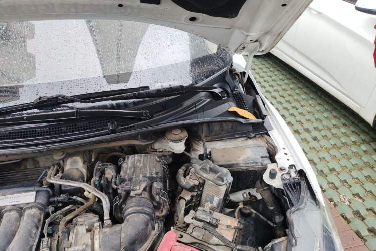 Used Honda Greiz 2016 1.5L Manual Classic Edition Engine Bay Left