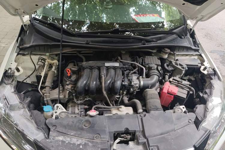 Used Honda Greiz 2016 1.5L CVT Fashion Edition Engine Bay
